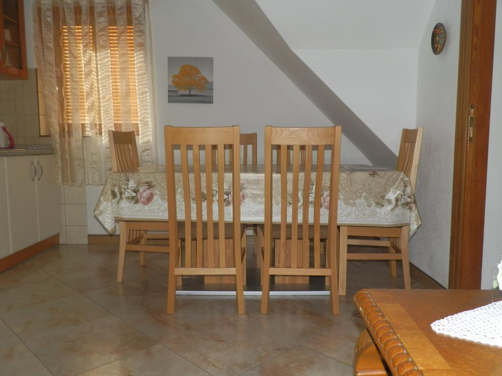 Apartment Anna Saborsko Esterno foto